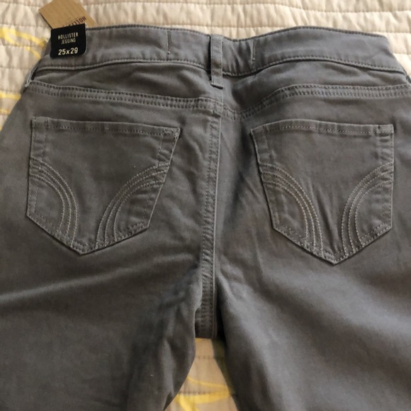 Hollister pant with sequined front size 1. W 25” - Picture 2 of 7